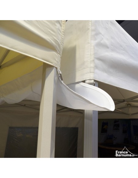 Gouttière en Polyester 380gr/m² de 6m pour barnum pliant à fixer par bandes de velcro sur les bandeaux de la bâche de toit